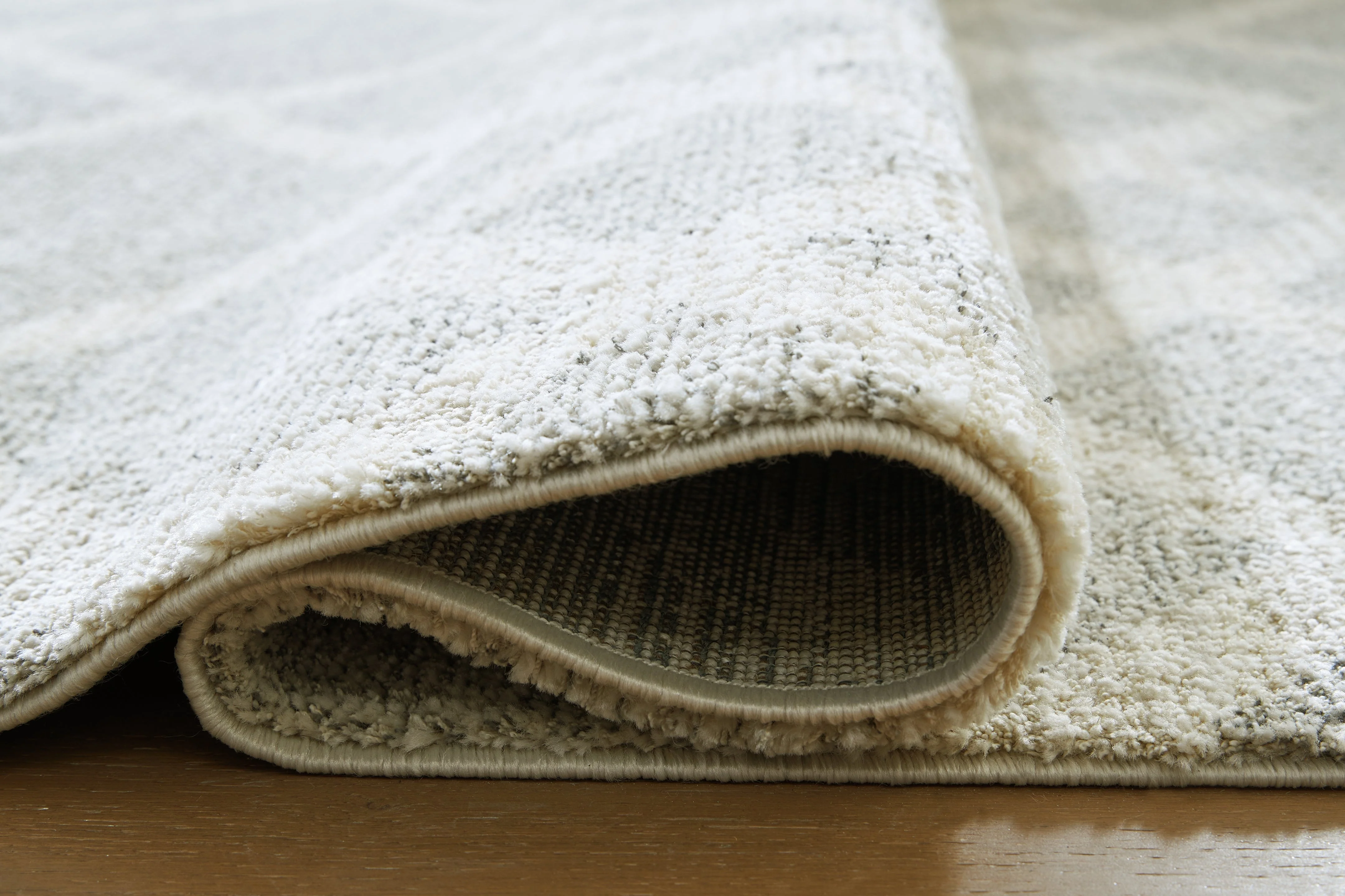 Unawick Gray/Ivory Large Rug (Online Special Price) - Image 4