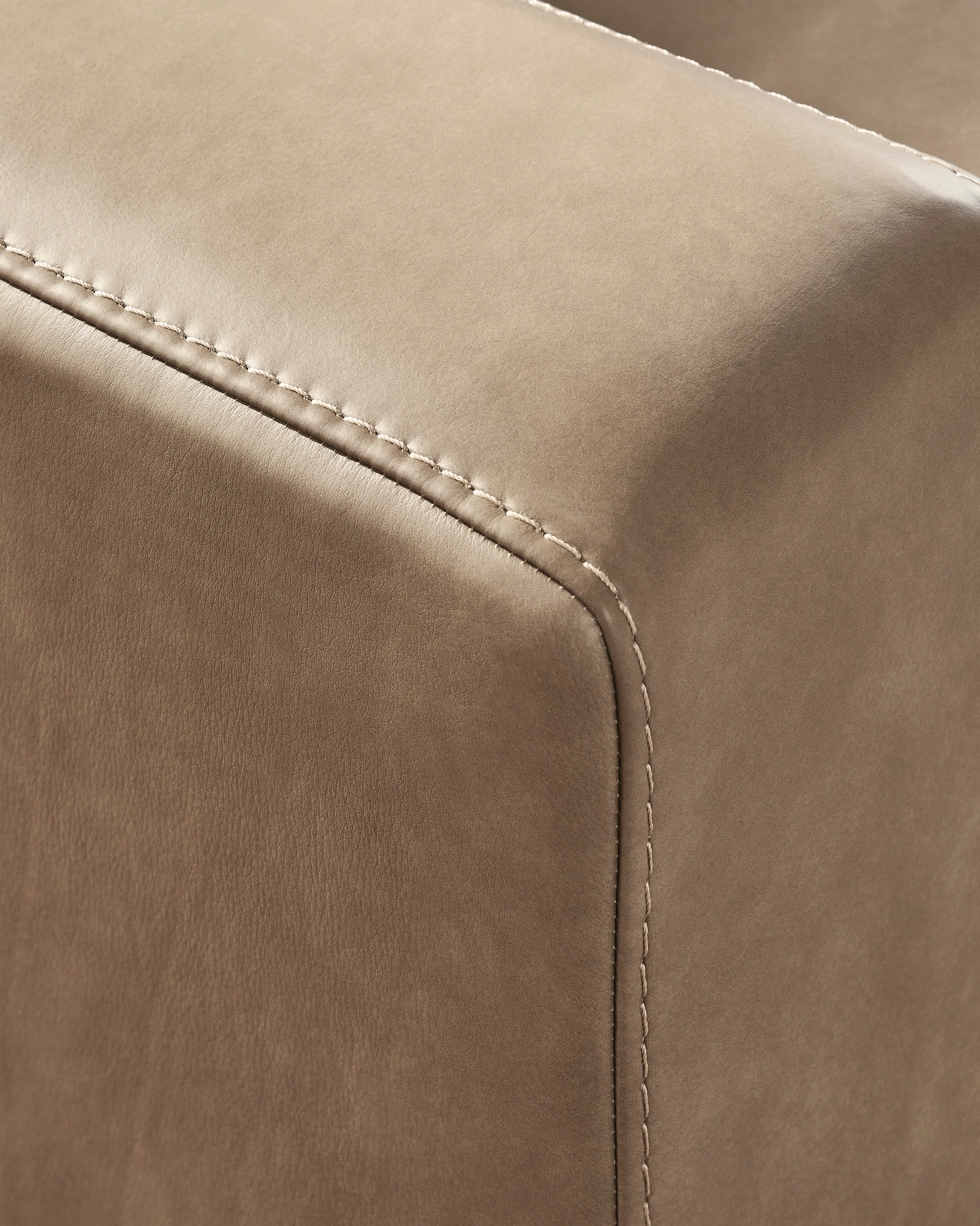 Veronella Sahara 3-Piece Sectional Sofa - Image 3