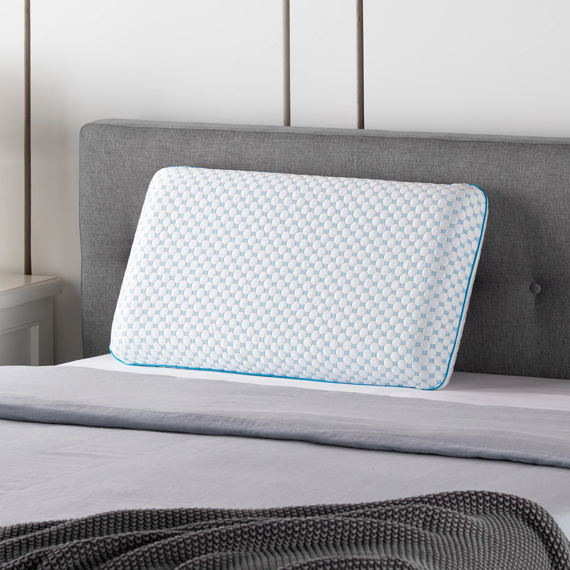 Weekender White/Blue Standard Gel Memory Foam Pillow + Reversible Cooling Cover - Image 6