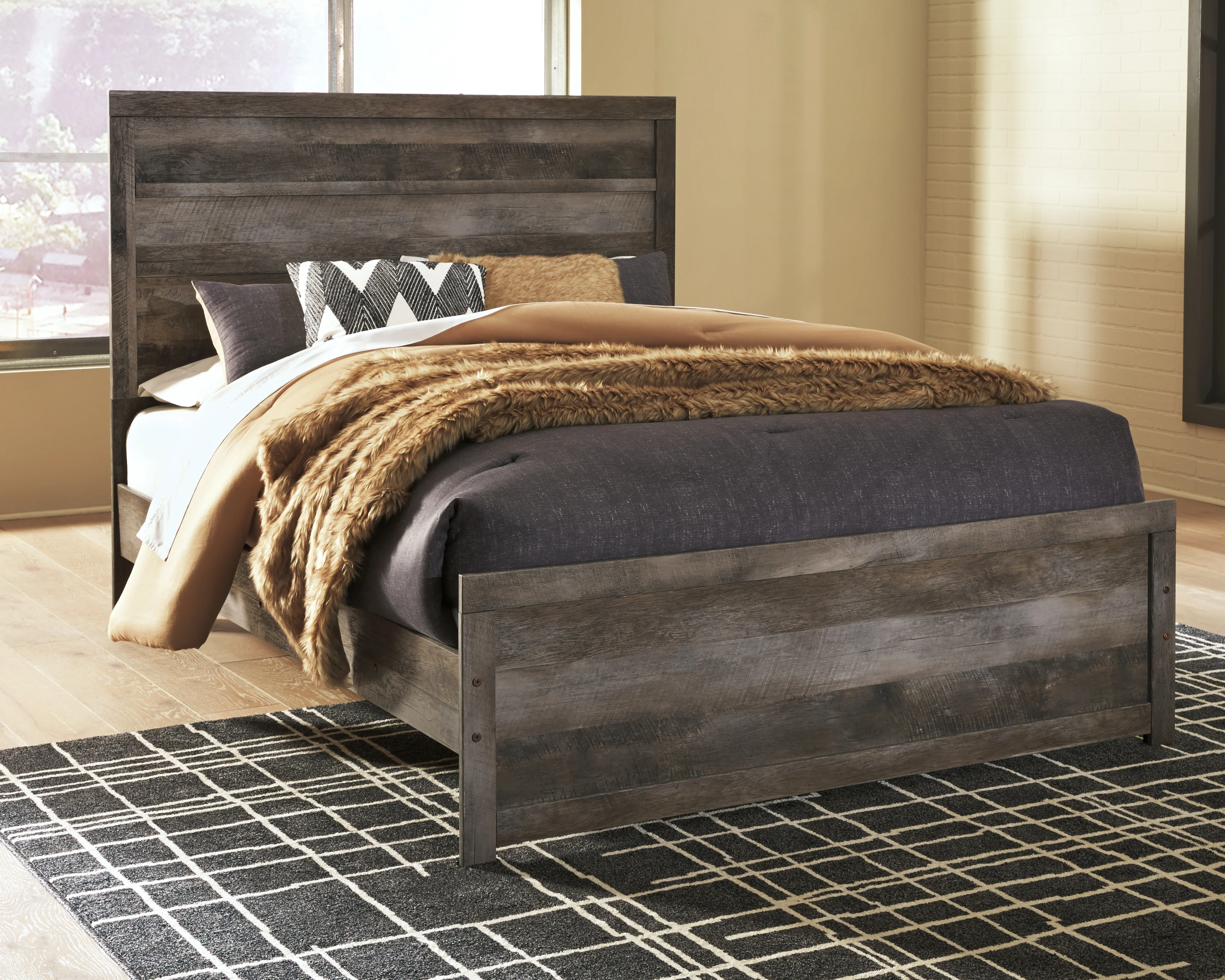 Wynnlow Gray Queen Panel Bed, Dresser and Mirror (Online Special Price) - Image 7
