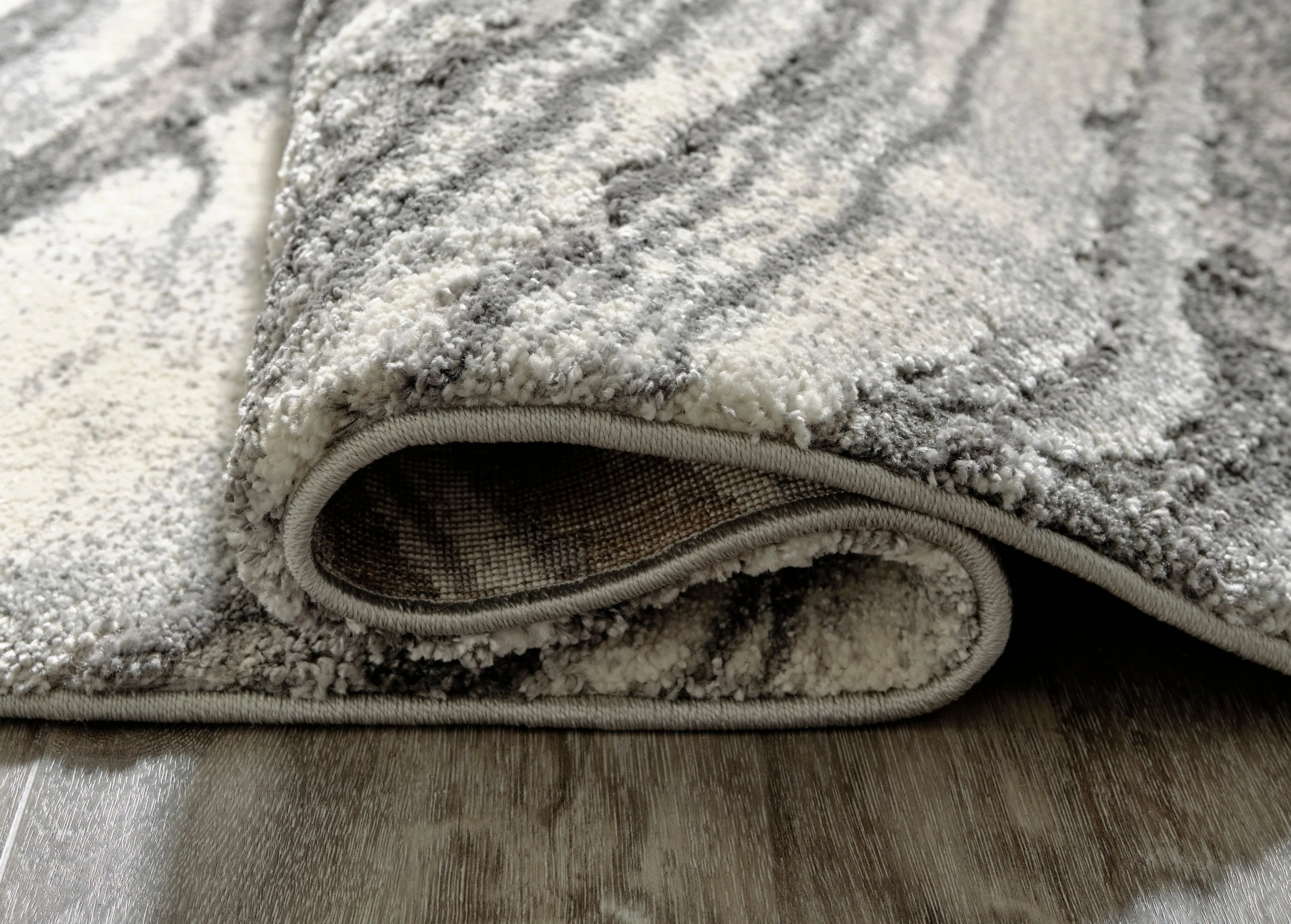 Wysdale Ivory/Gray 5' x 7' Medium Rug (Online Special Price) - Image 3